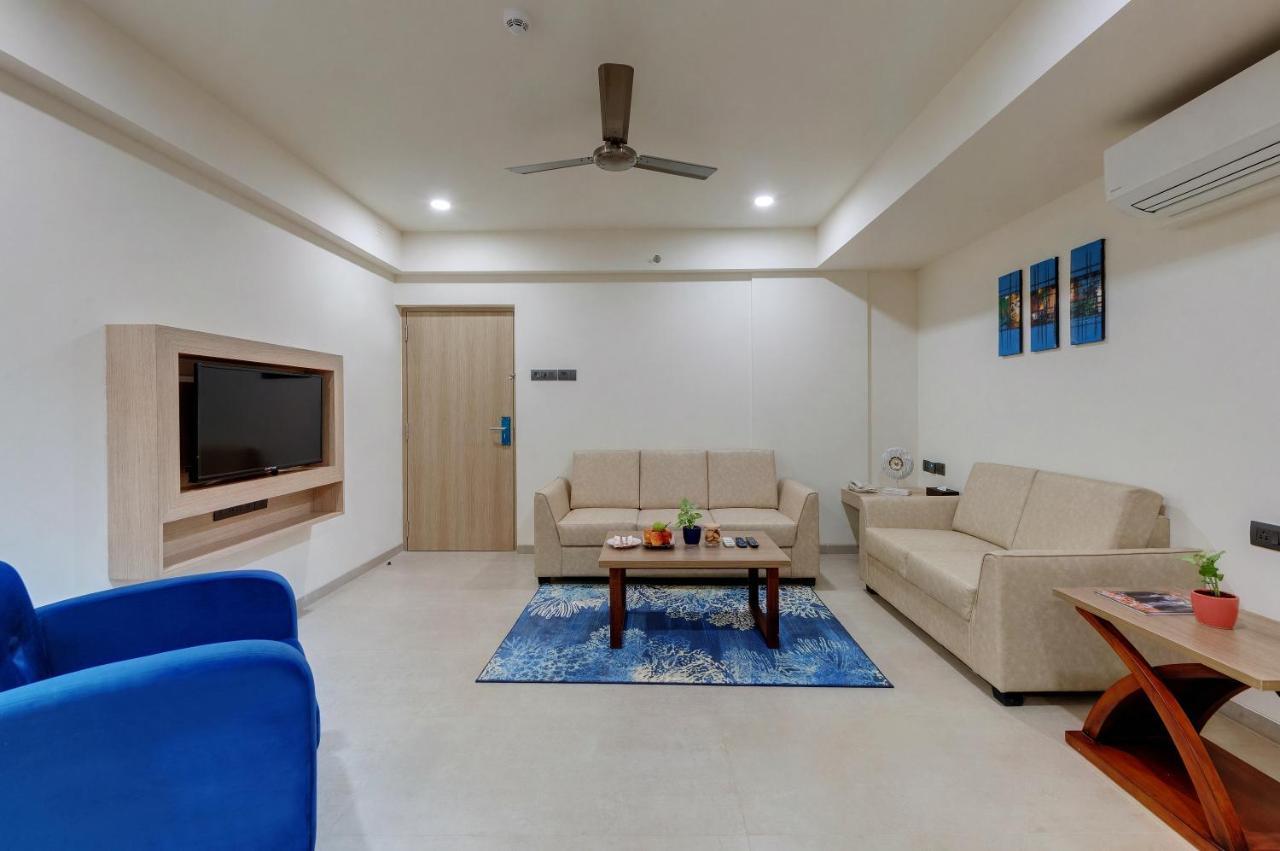 The Fern Habitat, Candolim, Goa Exterior photo